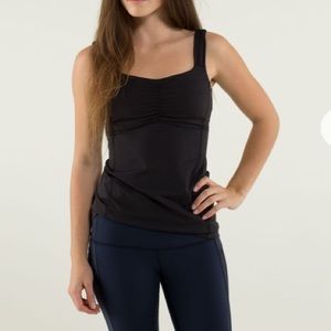 Lululemon Aria tank
